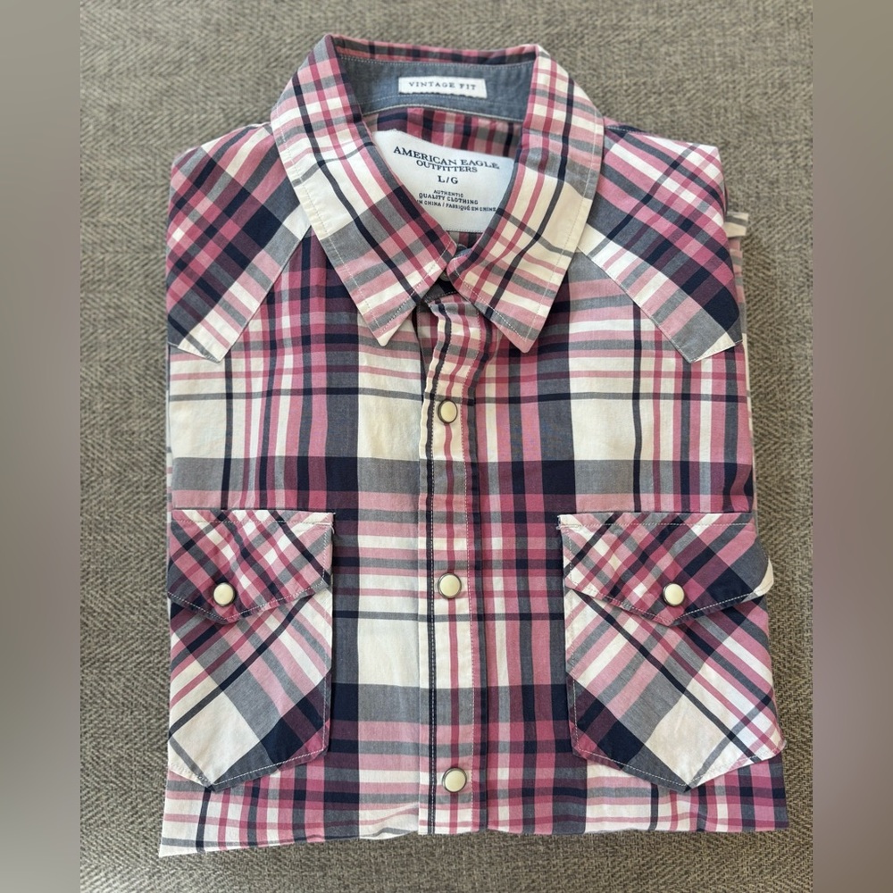 Men’s American Eagle Button Down